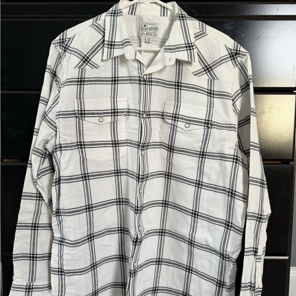 Lucky Brand Men’s White and Black Plaid Button-Up Long Sleeve Shirt size XL